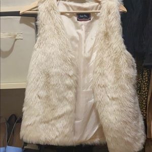 Faux fur vest ivory jacket